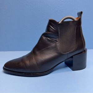 Everlane Womens The Heel Boot Chelsea Italian Leather Black Booties 7